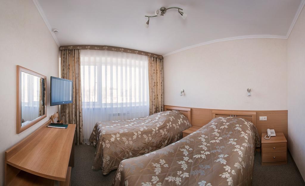 Hotel Tomsk Habitación foto